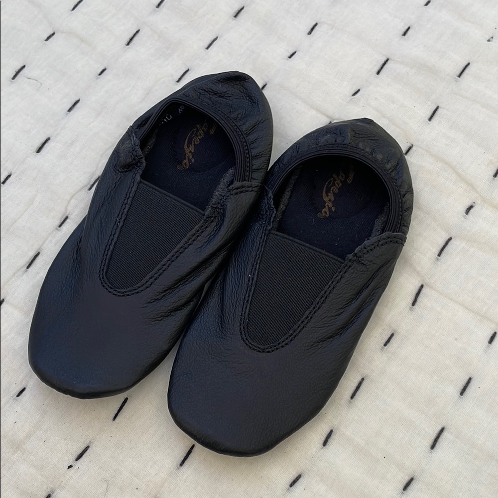 Capezio Black Leather Gym Shoes